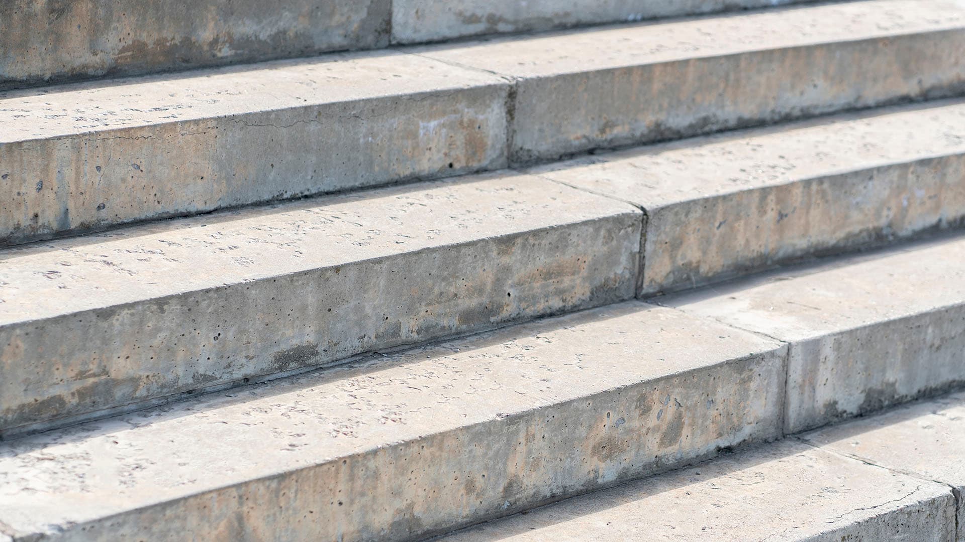 Betoniset ulkoportaat kuntoon