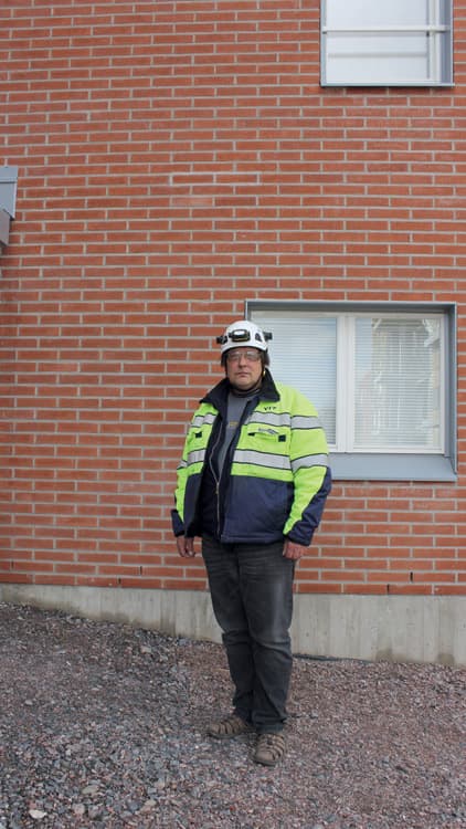 <p data-block-key="76ubn">Kohteen vastaava mestari Timo Saloranta oli lopputulokseen varsin tyytyväinen. Paikalla muurattu tiilijulkisivu on elinkaarta ja huoltojaksojen tiheyttä ajatellen kilpailukykyinen ja kestävä ratkaisu.</p>