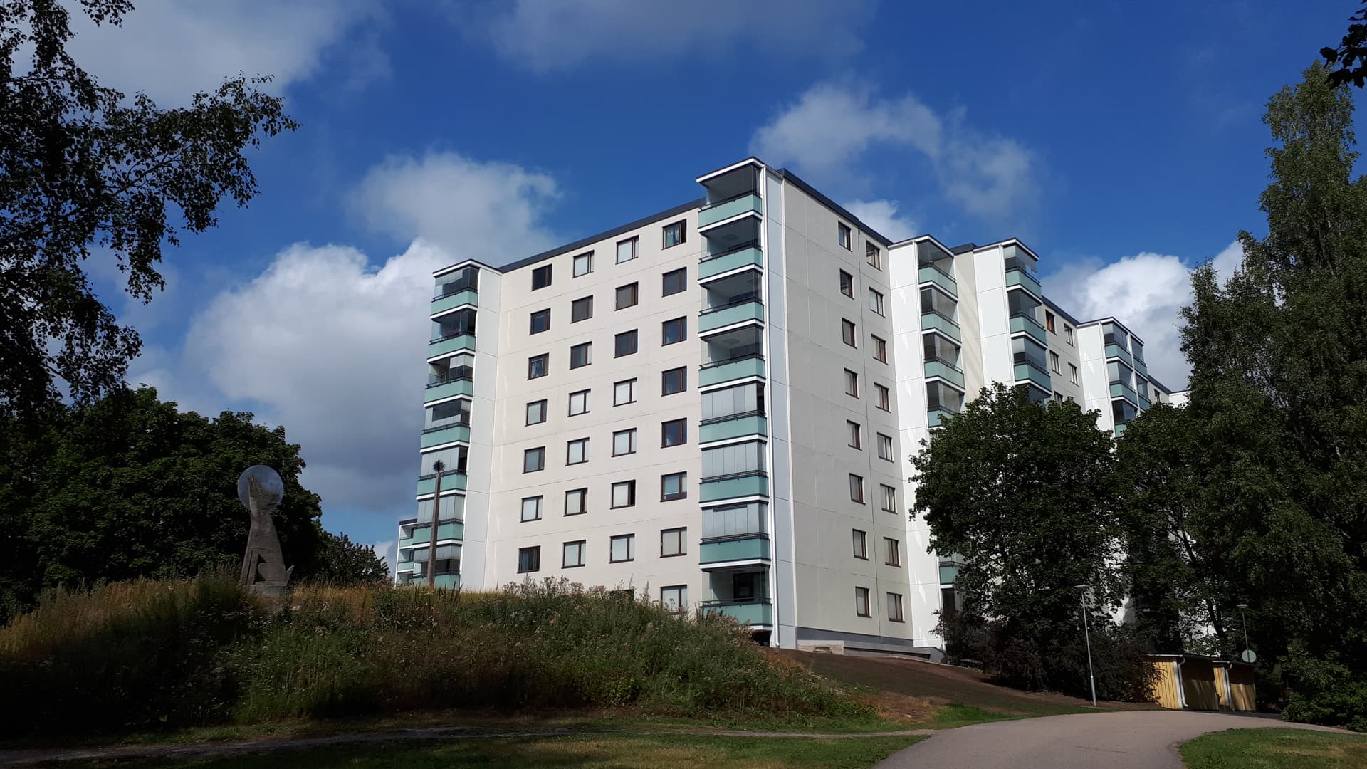 Ovatko kerrostaloparvekkeet tulleet tiensä päähän?