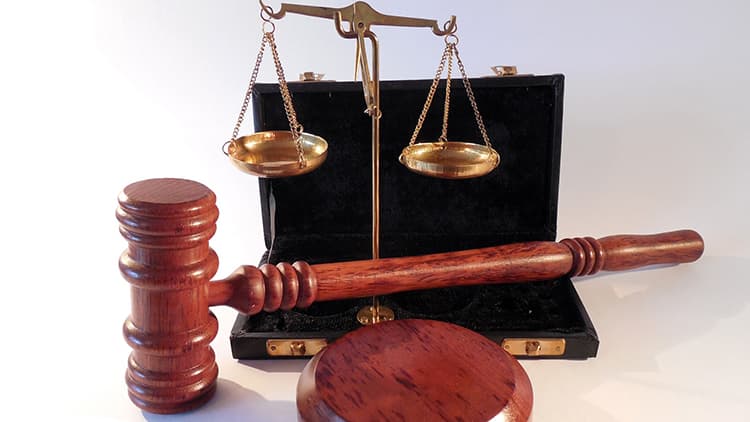 Miten toimia, kun yhtiöjärjestystä muutettiin vastoin lakia?