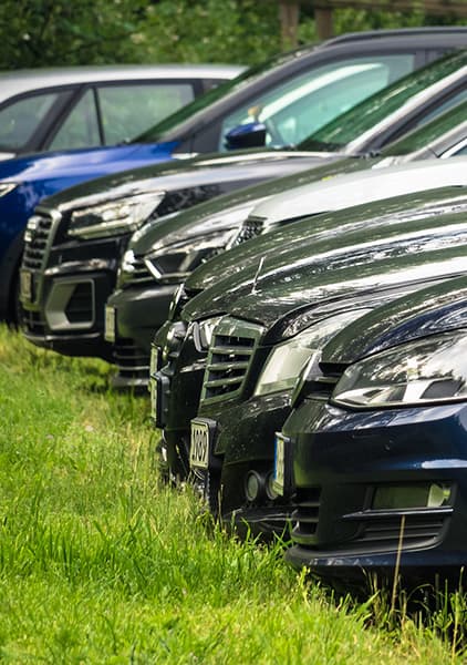 taloyhtiön parkkipaikkojen jakaminen
