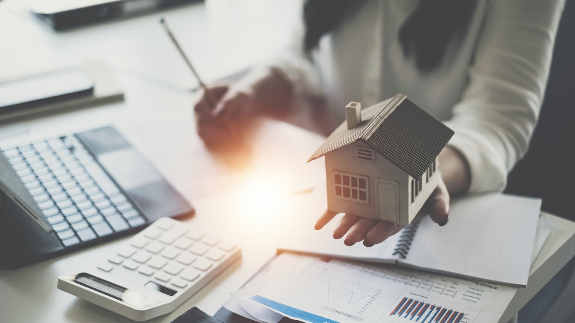 Miten remontti vaikuttaa koti­vakuutukseen talo­yhtiössä?