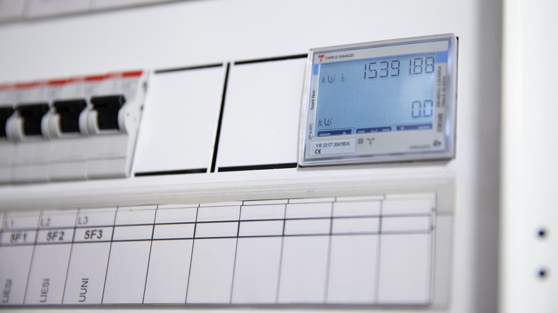 Säästöä sähkönkulutukseen – näillä vinkeillä onnistut helposti