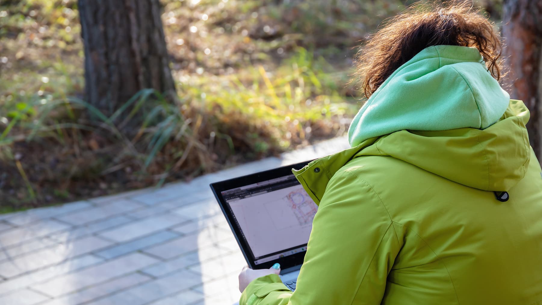 Kannattaako pihasuunnitelma teettää ulkopuolisella?