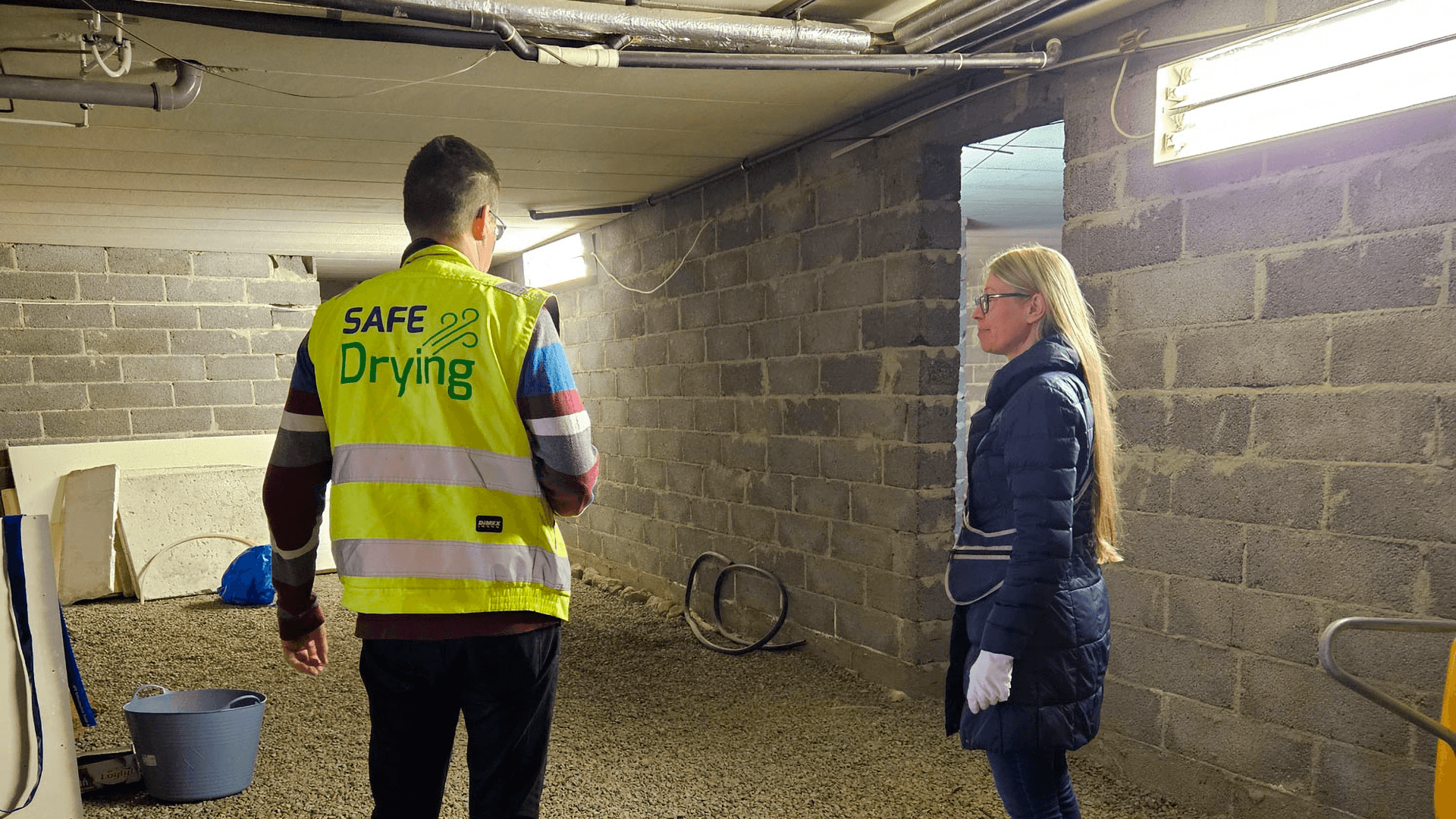 Kellari jäi märäksi salaojista huolimatta, mistä se voi johtua?