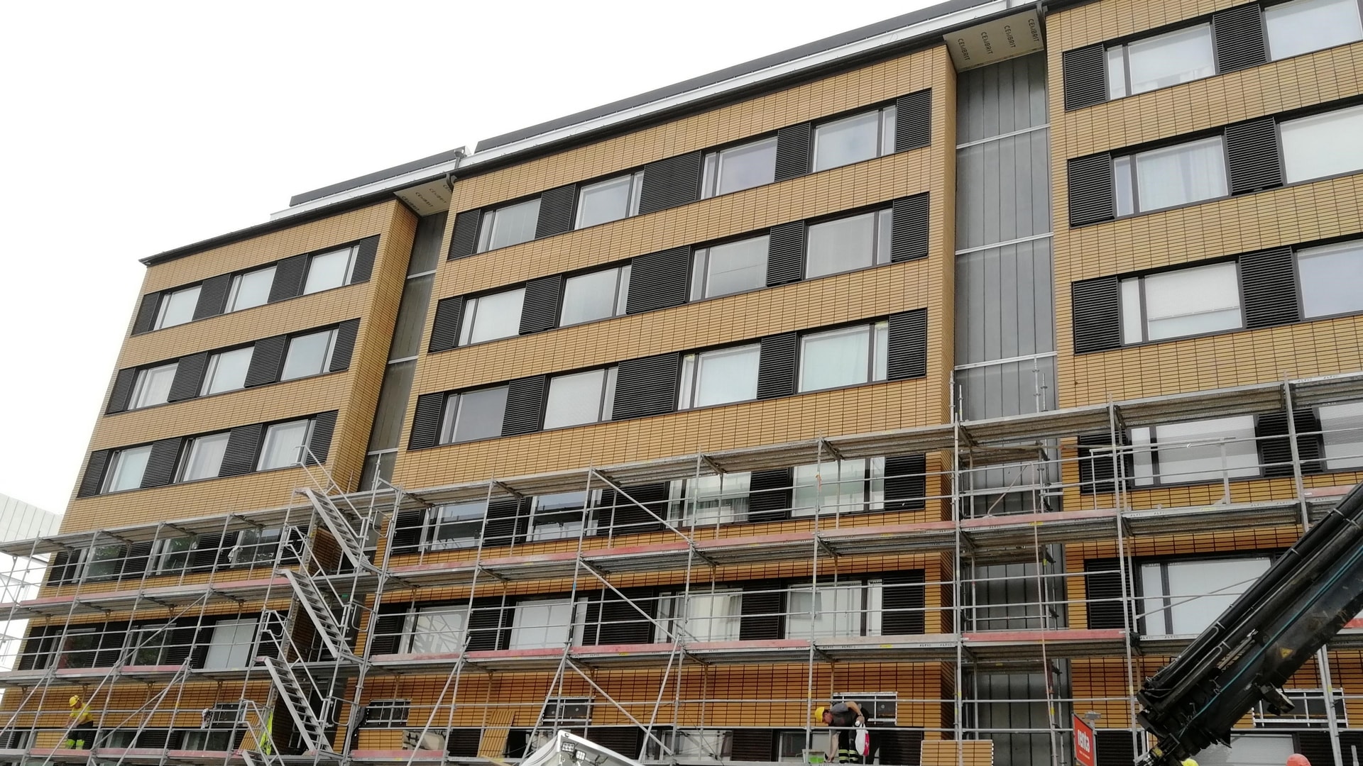 Kerrostalon julkisivun remontointi