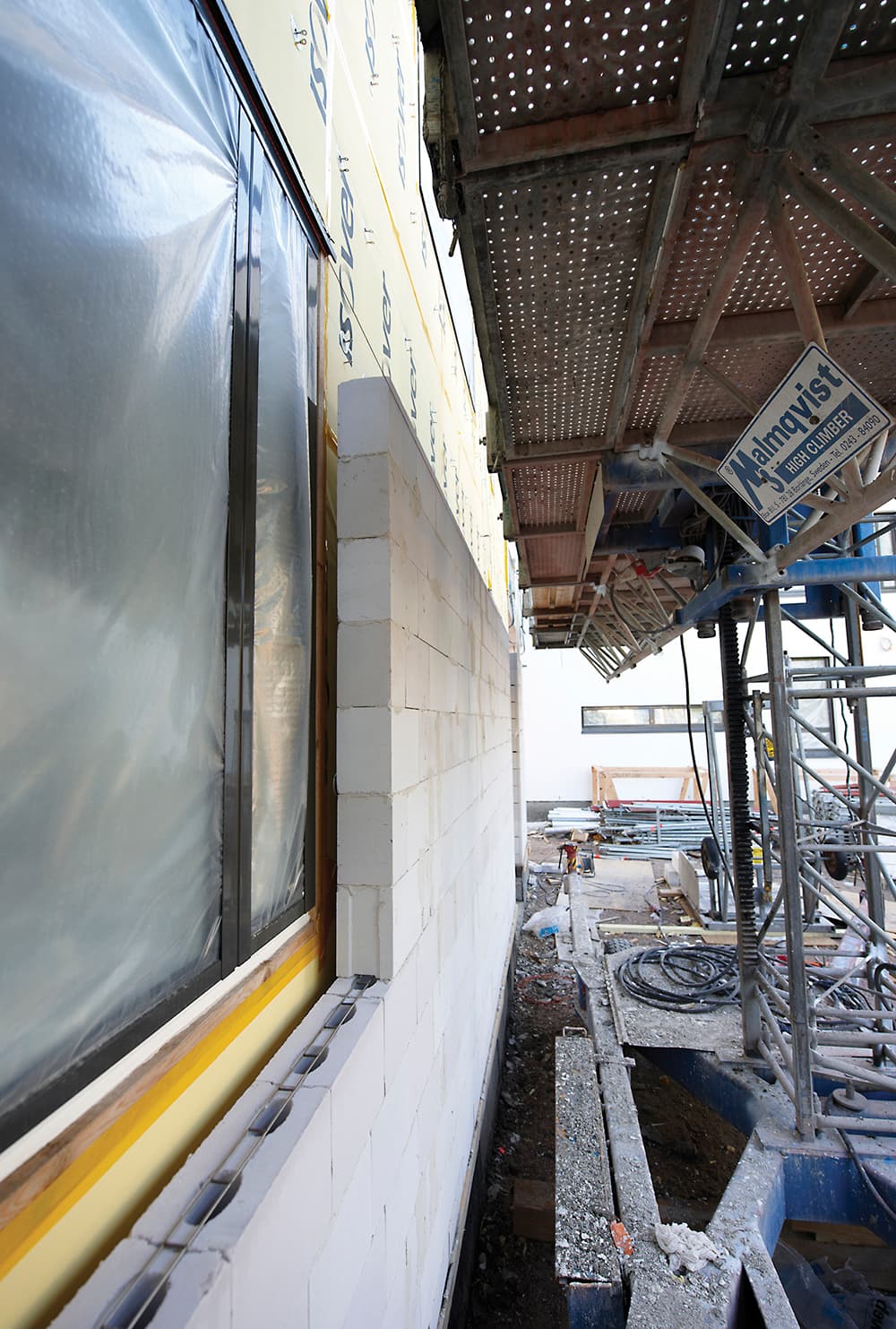 kahi-Facade-julkisivun-ohutsaumamuuraus