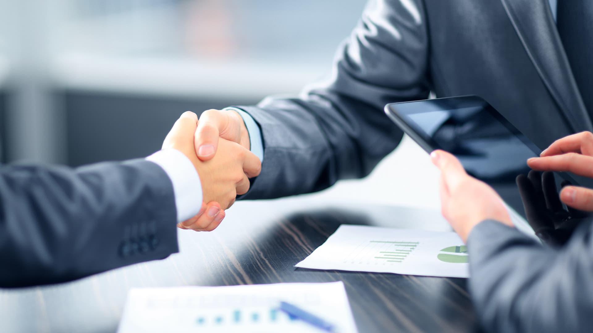 <p data-block-key="cqfyo">Hallituksen tulee olla perillä mahdollisten remonttien etenemisestä myös kesäaikaan.</p>