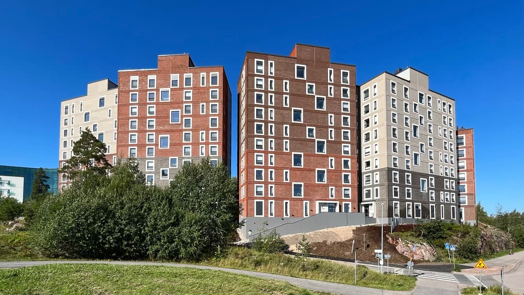 tiililaattapintainen julkisivu taloyhtiöön wienerberger