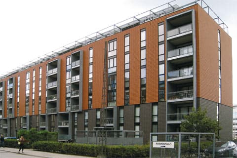 <p data-block-key="b95es">Tiililaattajulkisivu on nopea ja edullinen vanhojen kerros- ja rivitalojen korjaustapa Suomessa. Menetelmä soveltuu yhtä hyvin myös uudisrakentamiseen, jossa sen käytöstä on laajasti kokemuksia.</p>