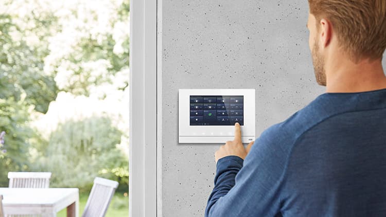 Kiinnitä huomio huonelämpötilaan ja energiankulutukseen