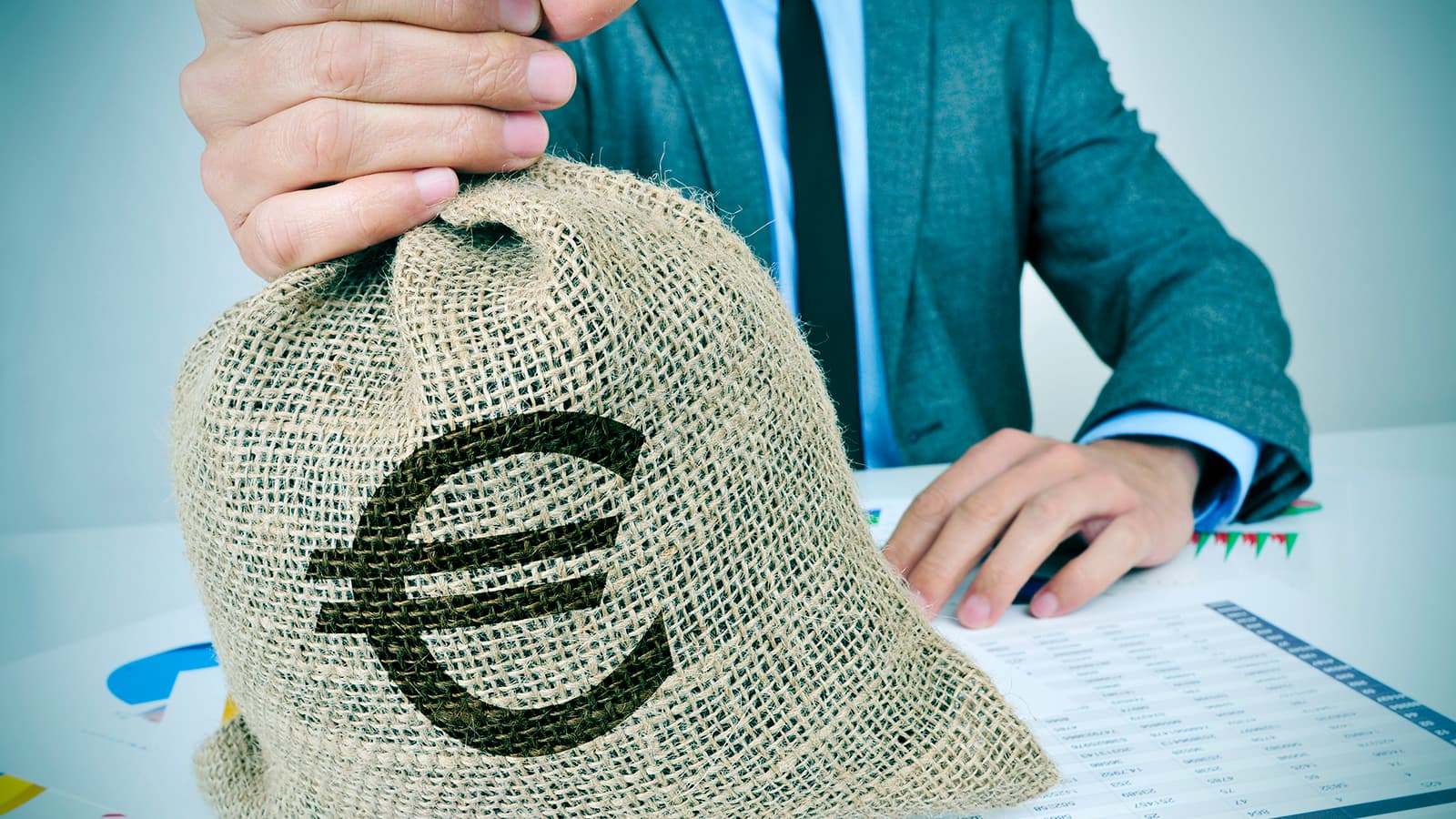 Miten taloyhtiö rahoittaa korjaushankkeet?