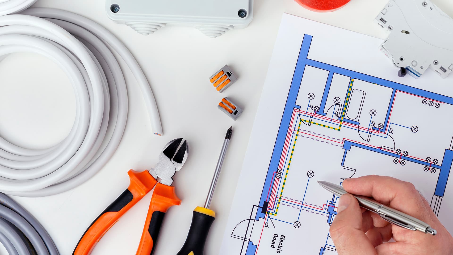 Miten taloyhtiössä kartoitetaan tulevaisuuden sähköntarpeet?