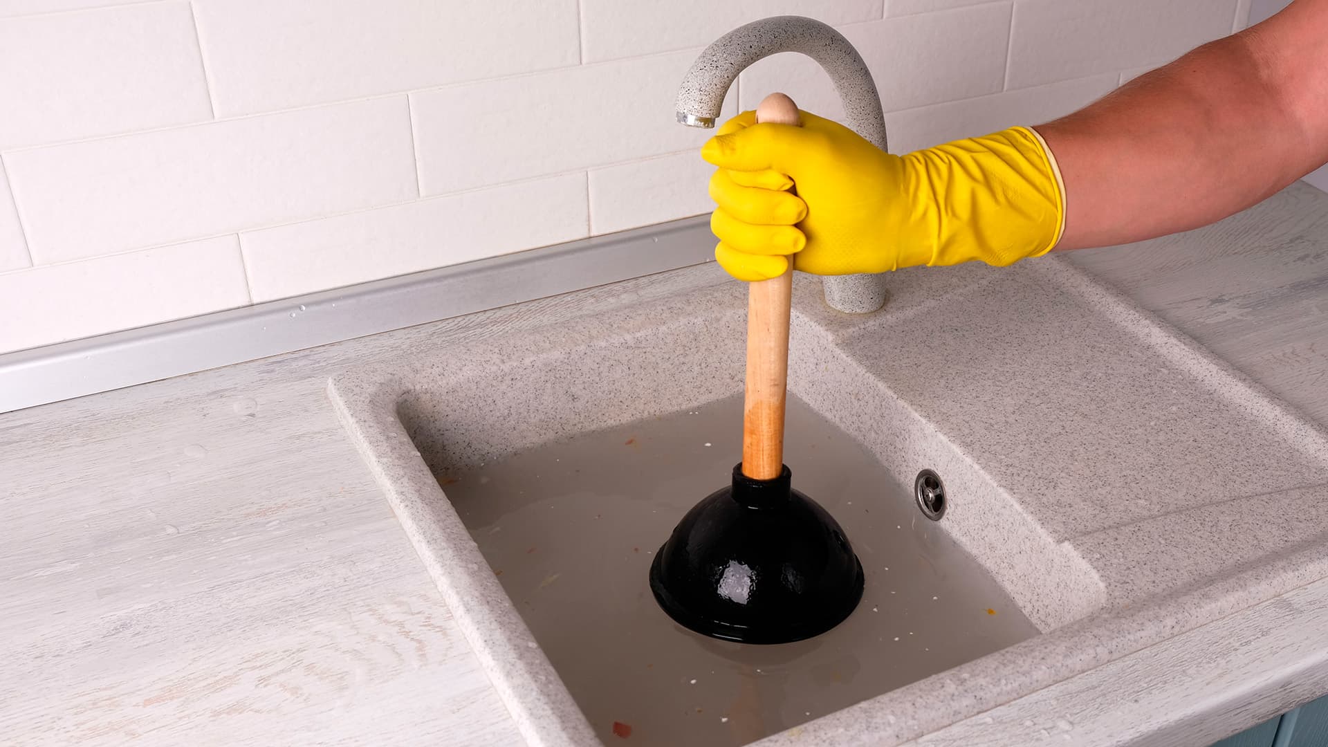 Miksi viemäriin ei saa laittaa mitä vain?