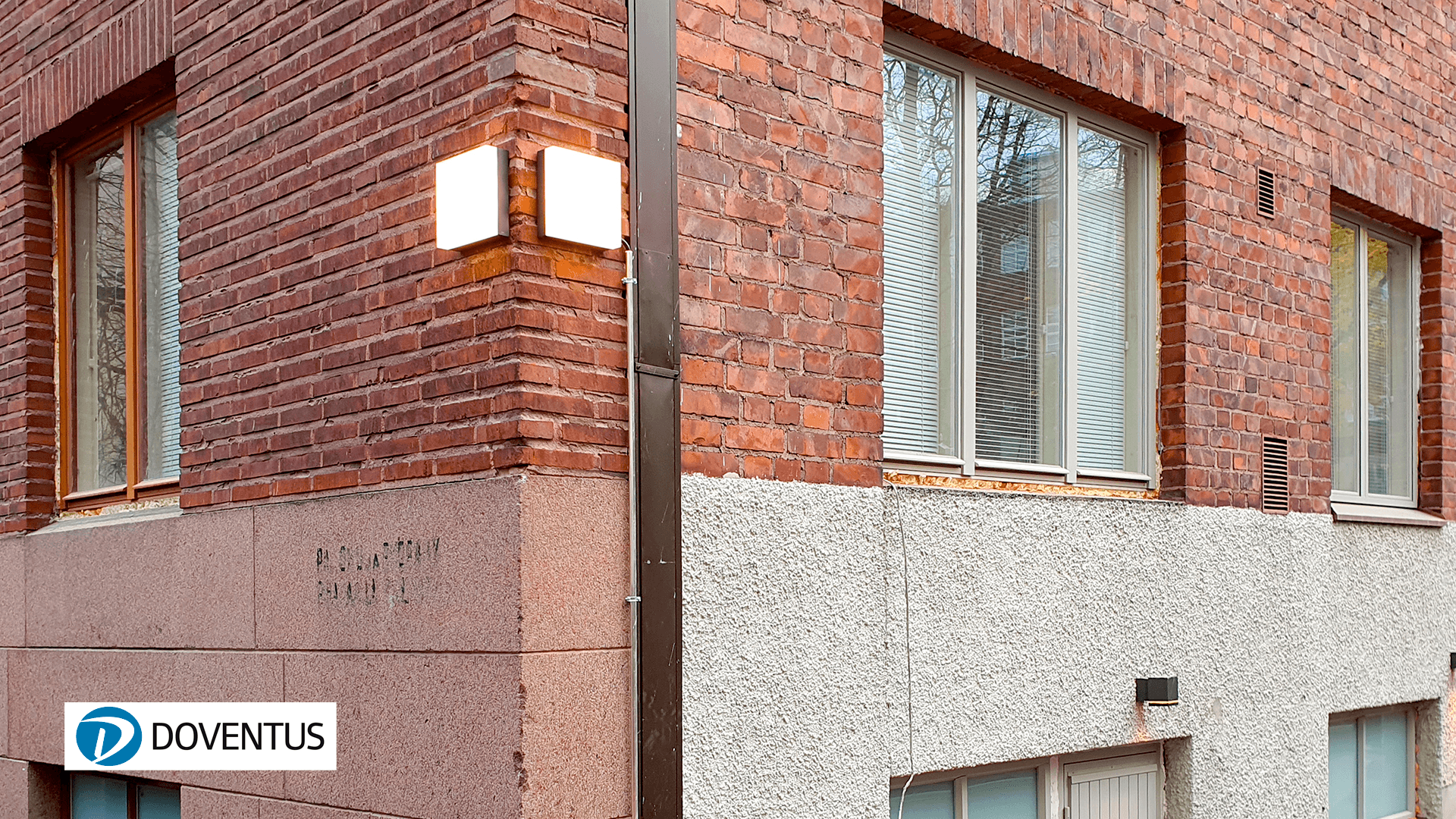 Taloyhtiön remontoidut ikkunat